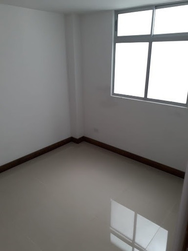 Imagen 10 de 18 de Apartamento En Venta Simon Bolivar 1092-835