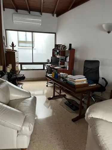 Casa En Venta En El Poblado. Cod V12459