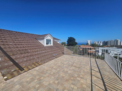 Broker Bosques 6d-5b-se- Patio- Piscina