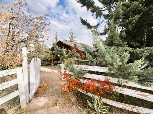 Casa De Montaña: Donde La Naturaleza Es Hogar