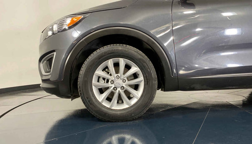 Imagen 6 de 15 de 123239 - Kia Sorento 2017 Con Garantía