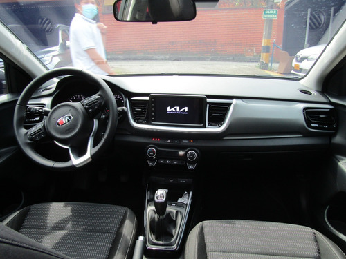 Imagen 10 de 15 de Kia Stonic Zenith Hibrido 1.0 Mod 2022