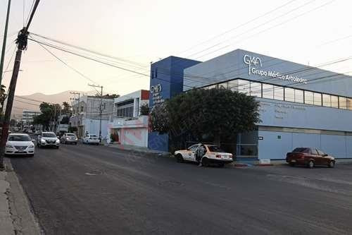 Imagen 2 de 18 de Consultorio Medico En Venta En Grupo Medico Arboledas, Sobre La 16 Poniente