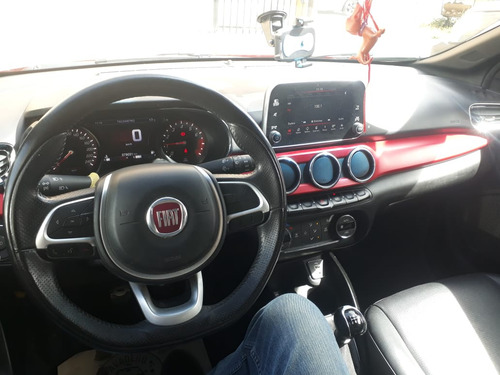 Fiat Argo 1.8 Hgt