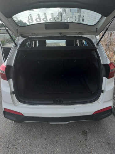 Imagen 11 de 14 de Hyundai Creta 2017 1.6 Limited At
