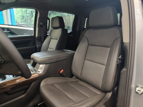 Chevrolet Cheyenne 5.3 Doble Cab Rst 4X4 At