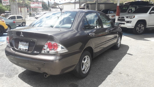 Imagen 5 de 14 de Mitsubishi Lancer Cvt Automatico 2014