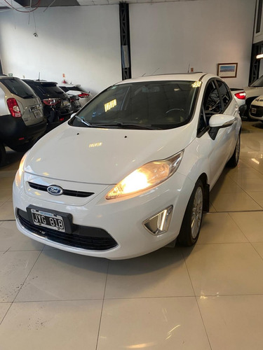 Ford Fiesta Kinetic 1.6 Design 120cv Titanium