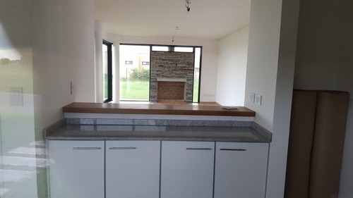 Imagen 7 de 21 de Casa En Alquiler Ubicado En El Cantón Norte, Escobar, G.b.a. Zona Norte