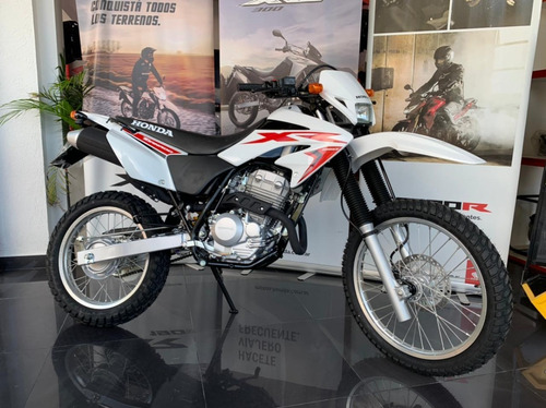 Imagen 3 de 25 de Honda Xr 250 Tornado 0km 2023 Rojo- Retira Ya!!! Power Bikes