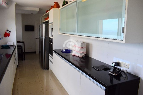 Apartamento En Alquiler, Brava- Ref: 2997