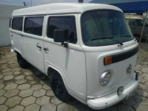 Volkswagen Kombi 1.6 Standard 3p