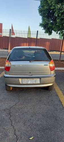 Imagem 1 de 3 de Fiat Palio 2001 1.0 16v Elx 5p