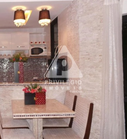 Imagem 4 de 21 de Flat Original 2 Quartos Dividido Em 2 Apartamentos Em Copacabana - Rj - 39007