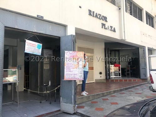 Local Comercial En Venta En La Candelaria 24-16838 Yf