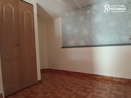 Casa En Arriendo En San Joaquín. Cod A11645