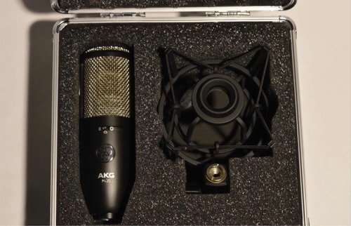 Micrófono Akg P420