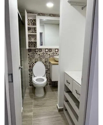 Vende Apartamento En Ríonegro 72 Metros Con Parqueadero U/cerrada Ch
