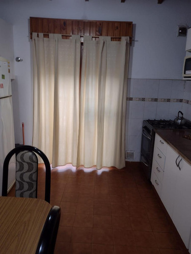 Departamento En Venta - 2 Dormitorios 2 Baños - Cochera - 37,75mts2 - Mar De Ajó