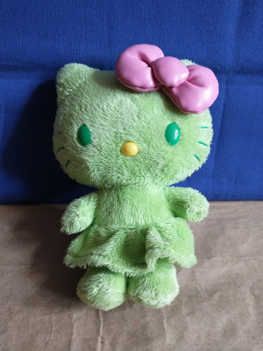 Hello Kitty Verde Moño Rosa Bootleg (Usado)