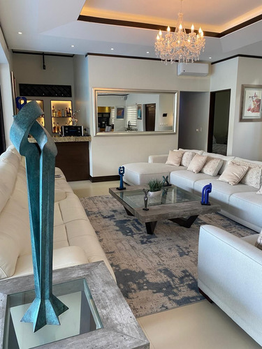 Casa En Venta En Lagos Del Sol En Cancun