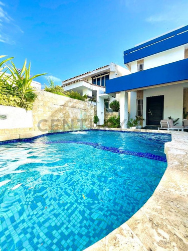 Hermosa Casa Bote B En Venta
