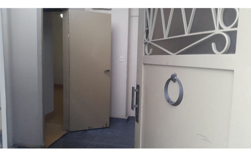 Venta Ph 2 Amb. Con Patio Y Local En Villa Devoto