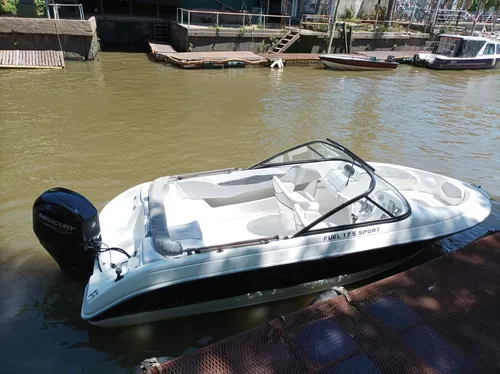 Lancha 520, Fuel 175, 10 Años De Garantía
