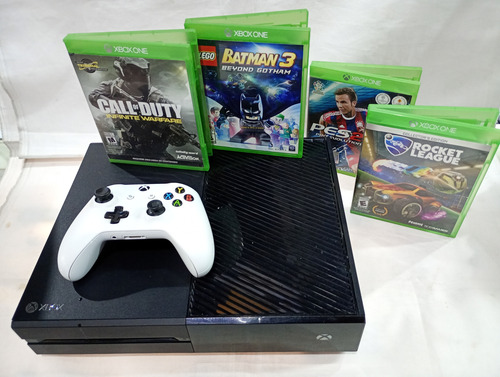 Xbox One Fat + 4 Juegos Físicos Xbox One 1tb Negro (Usado)