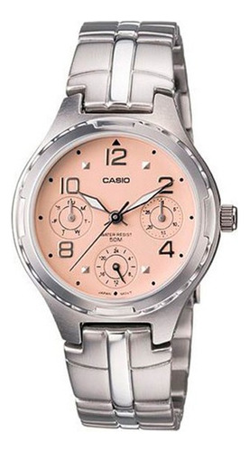 Reloj Casio LTP-2064A-4avdf, esfera rosa, correa para mujer, color plateado y bisel plateado, color de fondo rosa