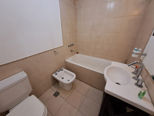 Imagen 9 de 14 de Departamento En Venta En Castelar Sur