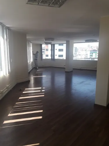 comprar Oficinas 70m2. Estacion Del Metro La Pradera