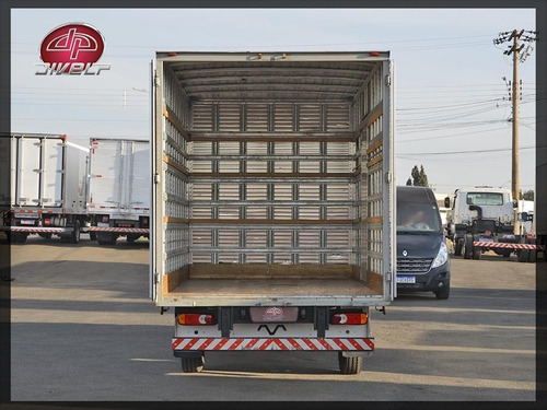 Imagem 5 de 15 de Renault Master Baú