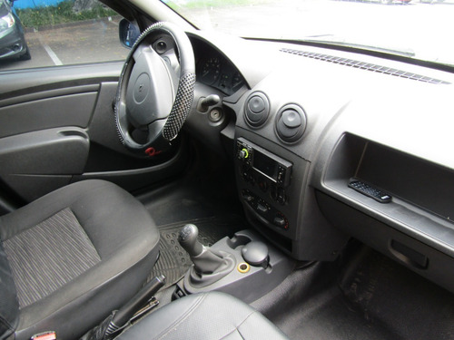 Renault Logan 1.4 Familier
