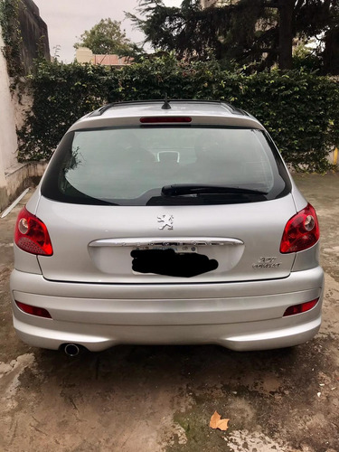 Imagen 2 de 10 de Peugeot 207 2013 1.6 Feline 106cv Tiptronic