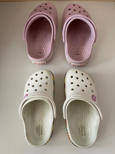 2 Pares De Crocs Usadas Talle C11 (17 Cm) Y J2 (20cm)