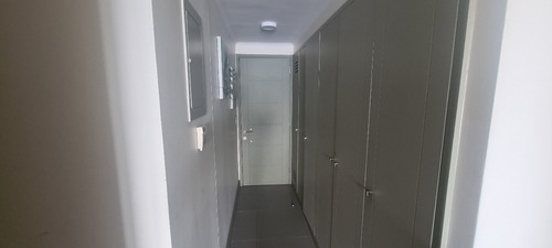 Se Vende Amplio Duplex En Laguna Del Mar Con 2 Dormitorios!
