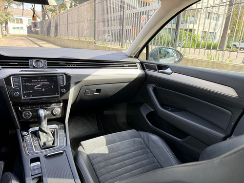 Volkswagen Passat 2.0 Tsi Highline 220cv