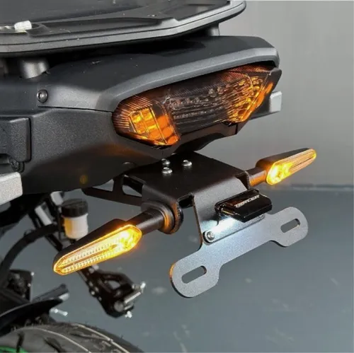 Luz Trasera De Freno Led Para Yamaha Mt-09/10 Fz-09/10