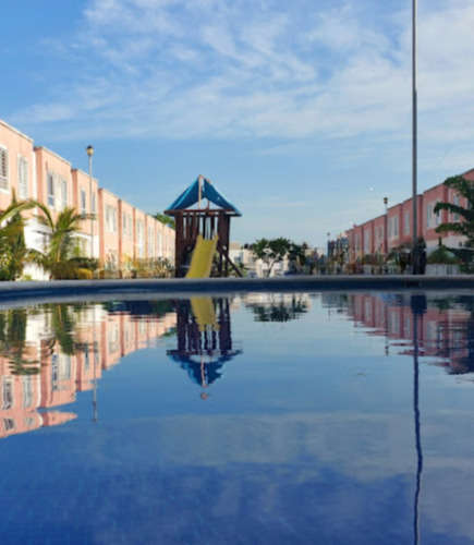 Casa De Recuperacion En Venta En Fraccionamiento Privadas Turquesa, Supermanzana 254, Cancún A Un Costado De Av Chac Mool Laab2