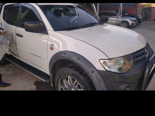 Mitsubishi L200 3.2 Triton Gl Cab. Dupla 4x4 4p