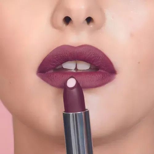 Labial Hydramatic Matte Con Ácido Hialurónico - Avon Acabado Mate Color Plum