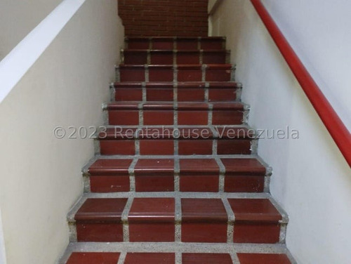 Naudy Escalona Alquila Espectacular Edificio Comercial En Zona Centro De Barquisimeto