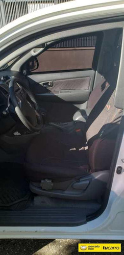 Toyota Hilux Automática