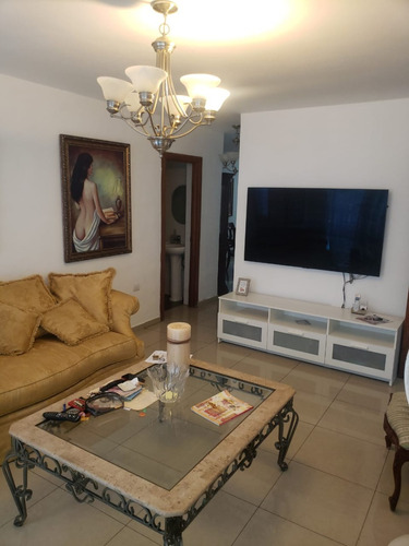 Vendo Apartamento 1er Piso En Bella Vista  Codigo: Nd552