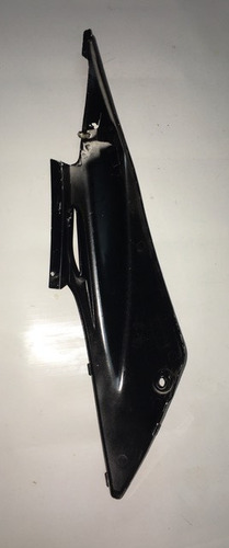 Imagen 3 de 9 de Tapa Lat Trasera Der Negro Gris Zr 150 Con Detalle Zanella