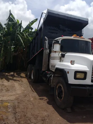 Mack Enfermera