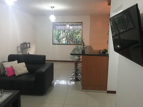 Imagen 1 de 9 de Apartamento En Venta Ruiz Pineda - Caricuao 2