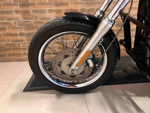 Harley Davidson Dyna Super Glide Custom 2011