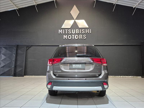 Mitsubishi Outlander 2.2 4x4 16v Diesel 4p Automático